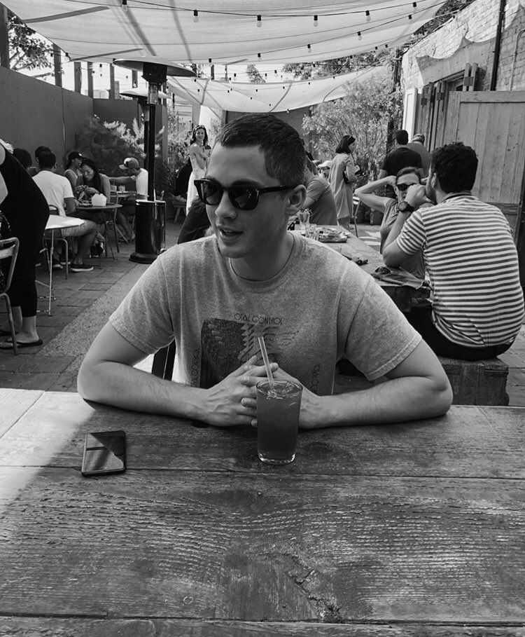 LoganLermanITA's tweet photo. Logan’s sister on Instagram ❤️
“ @\lindslerm HBD to a hella of a dude! My brother from the same mother, VR ninja, slowest Catan player, incredibly talented, genuine, and thoughtful bb brother. Love ya bro 💕” https://t.co/34aa0FgJjL