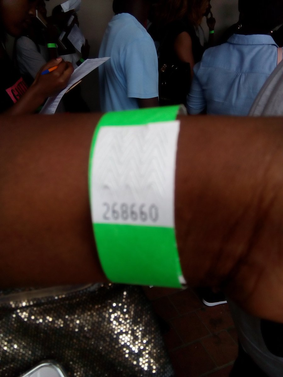 NatelizE's tweet photo. @IdolsSA ila sikhona https://t.co/9EiTuKWO0d