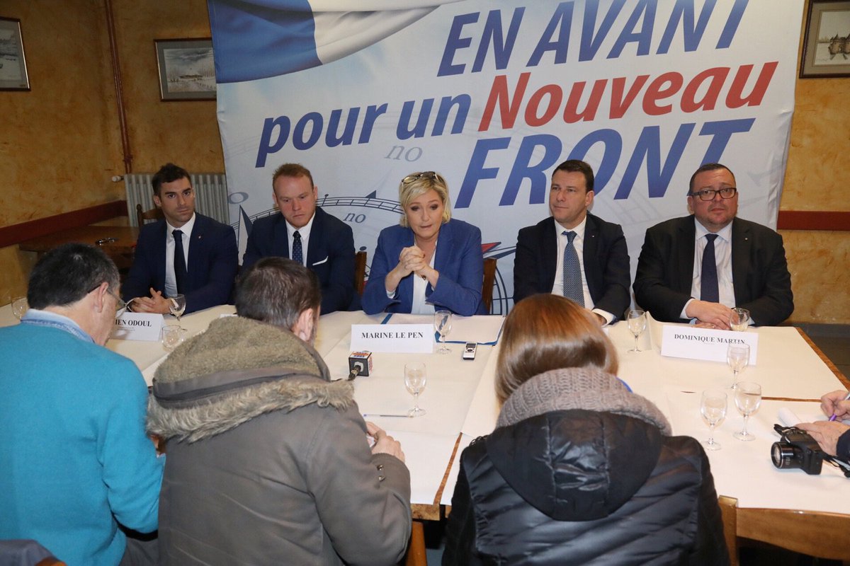 MLP_officiel's tweet photo. "Les élections municipales sont essentielles à l'implantation locale, qui est la clé du succès et des futures victoires de notre mouvement. Cette implantation locale est donc notre priorité !" #TournéeMLP #Branges https://t.co/DEOPkykRbJ