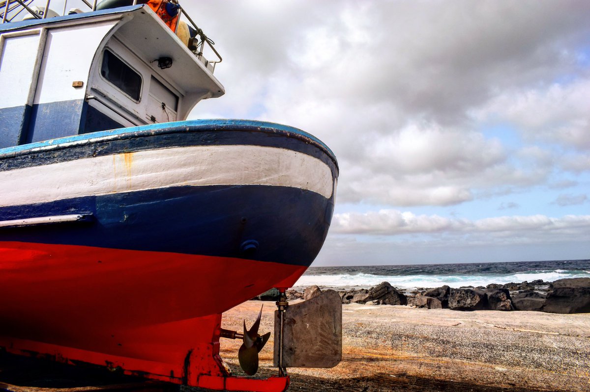 Weathered!  

#lanzarote #ig_lanzarote #lanzscapes #ig_world #ig_world_landscapes #lanzarotelife #ig_canarias #ig_canaryislands #canariashoy #ok_canarias  #7islas_vips #rinconesdecanarias #espacio_canario #estaes_canarias #icanarias_beautiful #destinosbinter #total_canaria