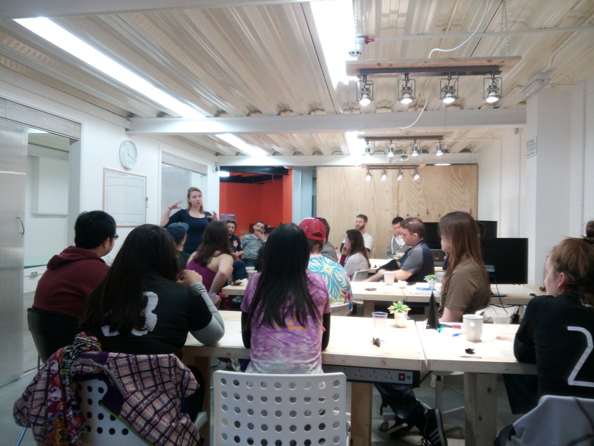 PAFultimate's tweet image. Classroom sesh with Cap'n Lou to start the day