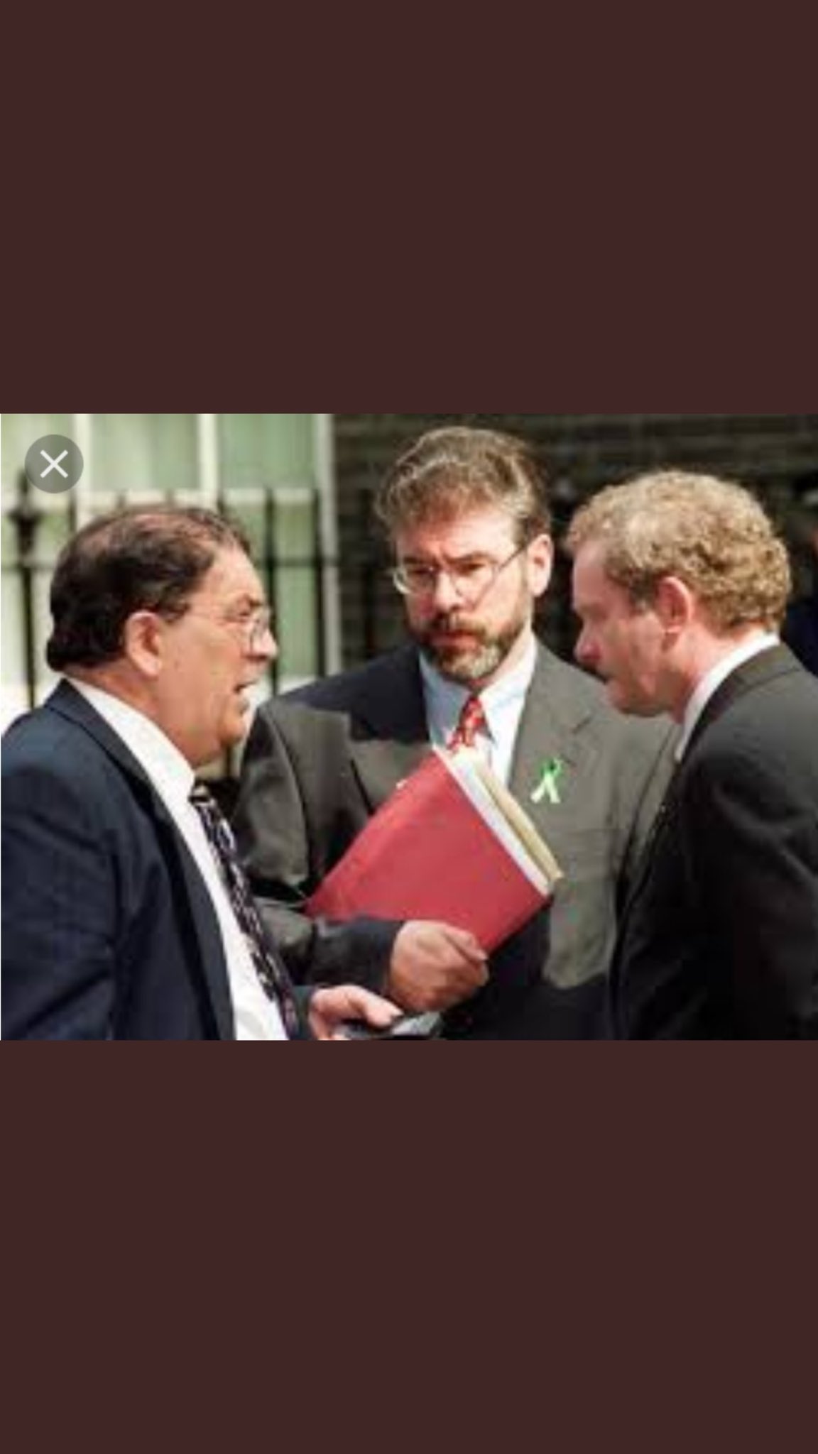 Happy birthday to a great son of Derry and one of Ireland\s great leaders -John Hume xx 