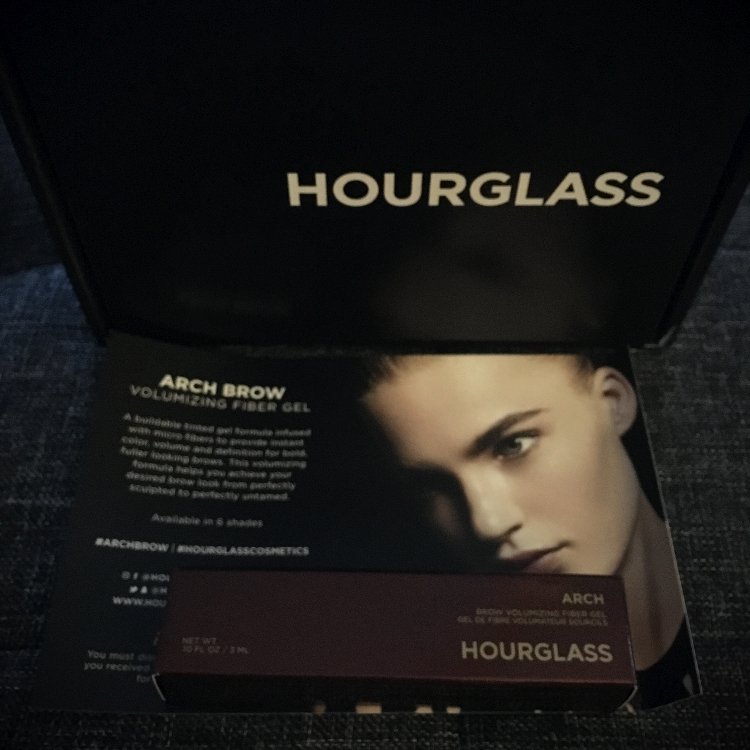valkyrie89's tweet photo. Influenster loves me 💗 they sent me this complimentary Hourglass brow gel to review. https://t.co/arkPns82gw