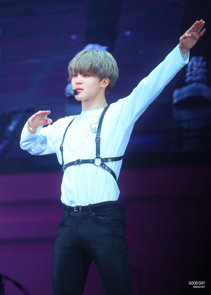 JiminPortugal's tweet photo. 💌 [HQ] BTS 4th Muster 'Happy Ever After' Dia 2 💌

Cr: nas fotos
#JIMIN #지민 #방탄소년단 #BTS #BTS4THMUSTER_DAY2 https://t.co/QAbVaZXkc4