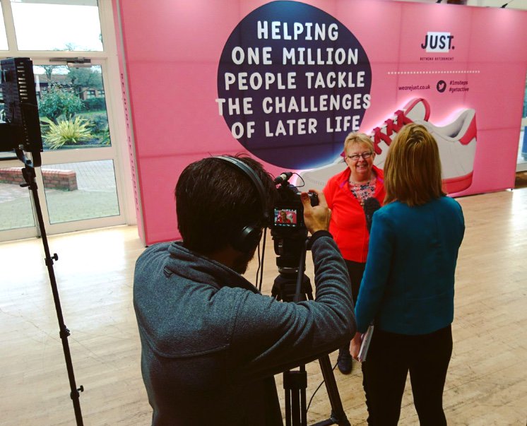 WeAreJustUK's tweet photo. Weโre out and about at @PottersResort #WorldIndoorBowlsChampionships today chatting with some Bowls enthusiasts! If youโre at Potters stop by our stand and say hello! #WorldIndoorBowls #Bowls #1msteps @BBCSport https://t.co/5J60dMw9I9