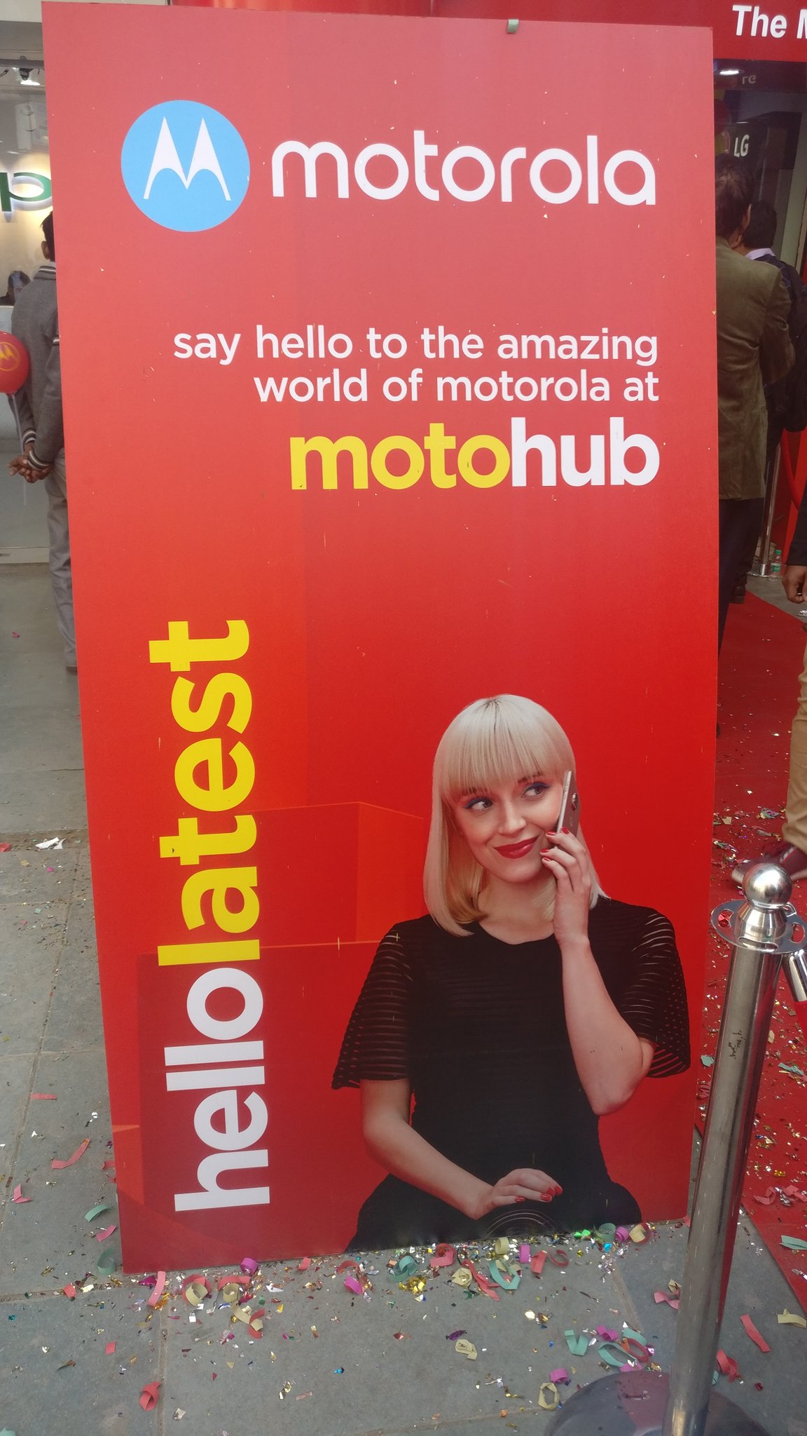 Motorola India on Twitter "All the folks near Nehru Place Market, you