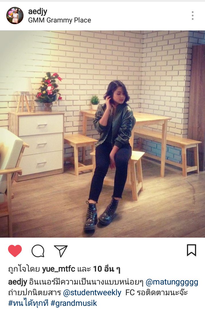 noonid_njj's tweet photo. อะไร? ยังไง? ถ่ายปก? 😍😍😍 รอค่ะรอๆๆๆๆ วางแผงเมื่อไหร่ มีขายที่ไหนบ้างงง #studentweekly #มาตัง https://t.co/K9g5BdEGYy
