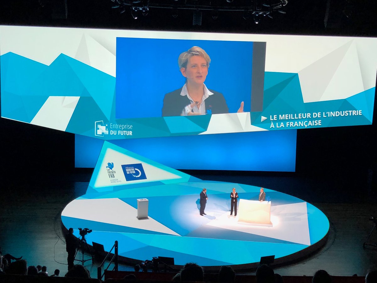 PerspectivesFP's tweet photo. #EDFutur  #SylvieGuinard PDG #THIMMONIER ambassadrice #FRENCHFAB : l’#entreprisedufutur se construit d’abord comme un choix de société , avant d’être un enjeu technologique, pour décider dans quel monde nous souhaitons vivre demain! Entrepreneurs , Prenons en main notre avenir ! https://t.co/JieNw7rBu8