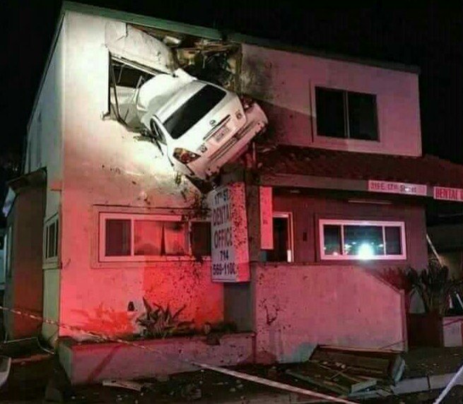 azeemsaleem666's tweet photo. Oonchi hai building Lift Teri band hai 

#salman_khan : No problem 👇😜 https://t.co/h3zDro7FVn