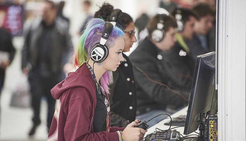 DeadGoodMedia's tweet photo. Hello! We're looking for reliable, professional people to join the Dead Good promo team, staffing some of our client's stands at @pcgamer @PCGWeekender on Sat 17 and Sun 18 Feb, London. Competitive day rate. Email hello at deadgoodmedia dot com #PCGW18 https://t.co/5XSVKxY5xR