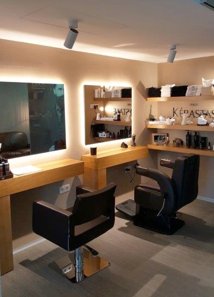 GrupoNovolux's tweet photo. 💡¡@GrupoNovolux ilumina la #peluquería Arsenal en #Barcelona! Una combinación de #iluminación #led #técnica con #lámpara decorativa💡#Indeluz #Exolighting https://t.co/KJG8QNtZ1E