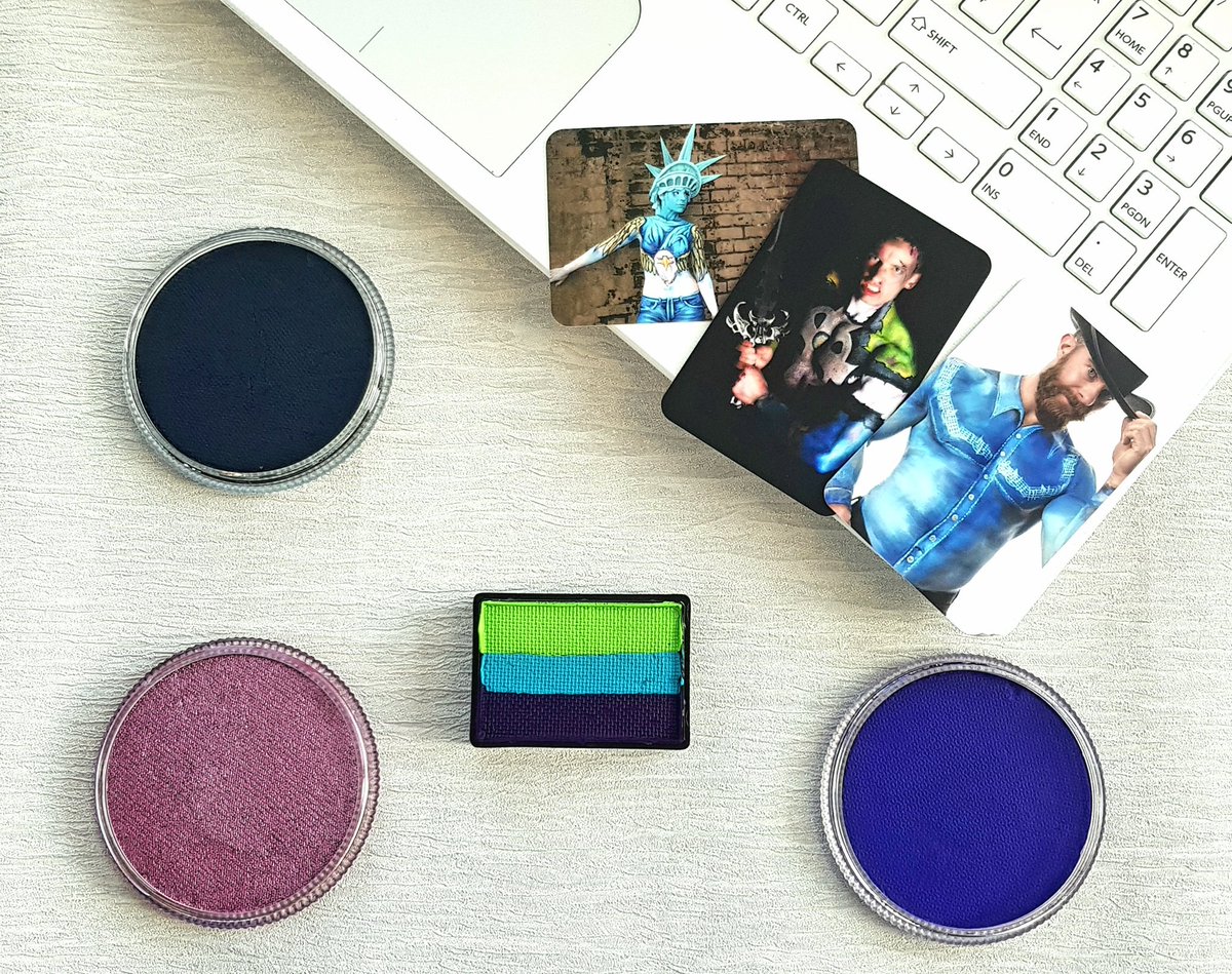 Paintopia's tweet image. Did you know we have an online store packed with fabulous #makeup &amp;amp; #bodyart products? 💚

We currently have some items discounted in our #januarysale 
Use code: FREE50 for free delivery on orders over £50 inside the UK

bit.ly/2tPBUfT

#bodypaint #MakeupAddict