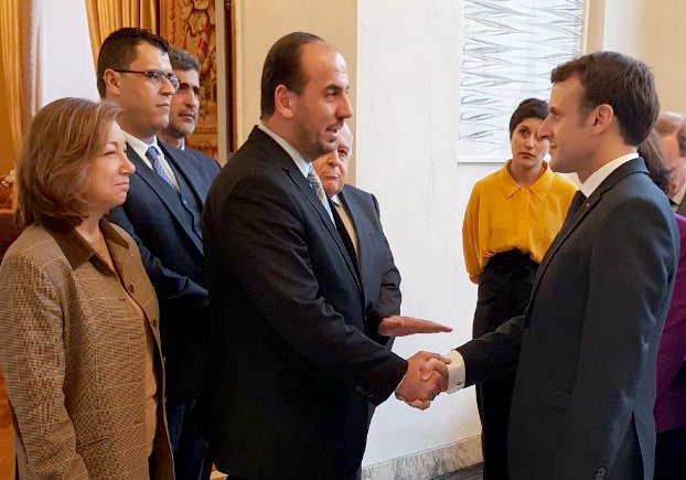 SyrianHNC's tweet photo. الحريري يلتقي ماكرون ويؤكد على ضرورة التقدم في مفاوضات جنيف
https://t.co/nDLjaMnPRw
#سوريا #فرنسا @Nasr_Hariri @francediplo_AR https://t.co/zzmiNftAPt