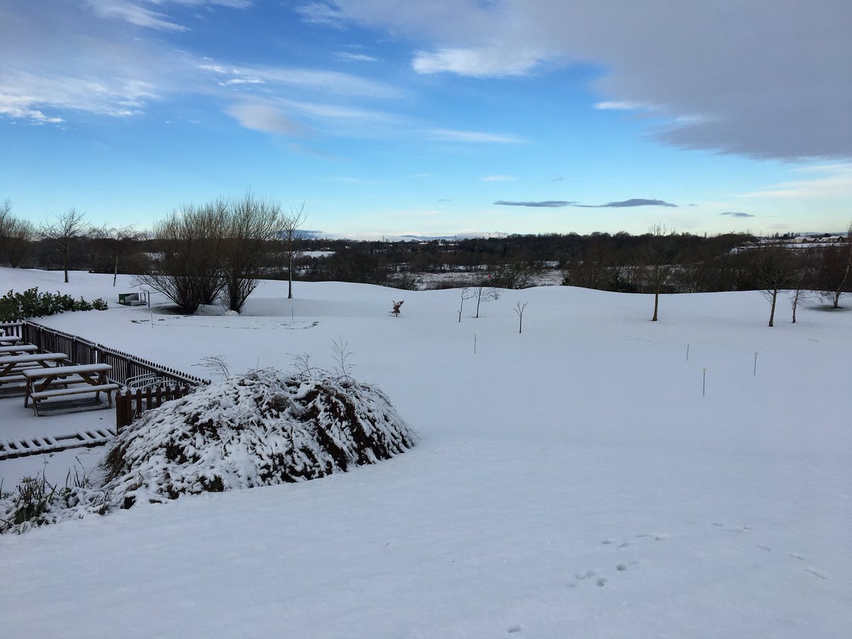 ingleby_golf's tweet photo. Course closed due to snow
Driving Range Open 🏌🏼‍♂️ https://t.co/zmJ6qD16k0
