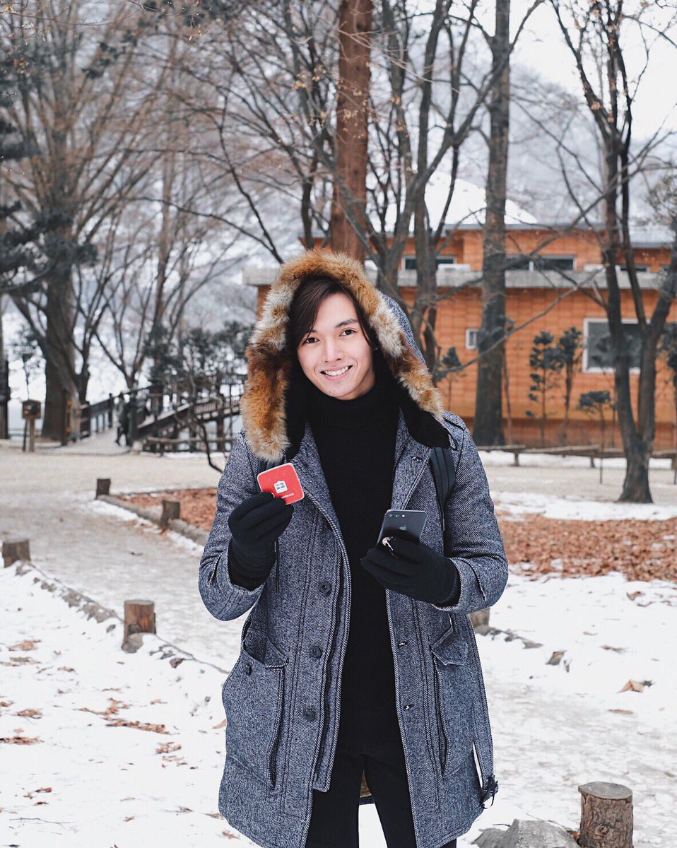 iamlarbs's tweet photo. Canβt imagine traveling without wifi; @flytpack keeps me connected online all throughout my SoKor trip! Tested and seamless connectivity indeed. Book yours now and use promo code ( FLYTPACKLHARBY ) to get P100 discount on your bill! #FlytpackPH https://t.co/AqQsA3KA3N