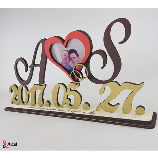 Do you have an anniversary coming up? Or is someone near you getting married? why not make them happy with this amazing piece. Find us on facebook #weddings  #aicul #giftideas #handmade #love