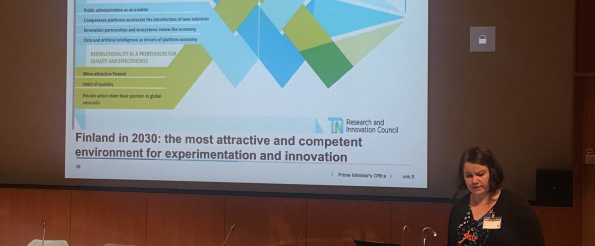 forskningsradet's tweet photo. Den finske regjeringen har høye ambisjoner for eksperimentell kultur i offentlig sektor. Taina Kulmala fra Experimental Finland. #innoff https://t.co/ZL1EOcn8D2