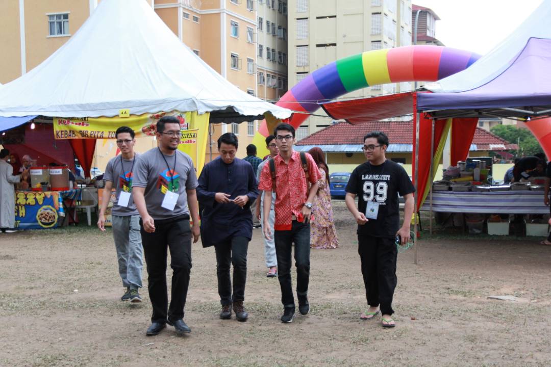 FESKO_3's tweet photo. Program In Person with Teega yang sudah berlangsung sebentar tadi.

Alhamdulillah semuanya berjalan dengan lancar. Banyak pengajaran yang dapat diperolehi dari program sebentar tadi.

#FESKO3.0
#FESKOKUIS2018 
#TheJourneyBegin https://t.co/DhaguyhbLZ