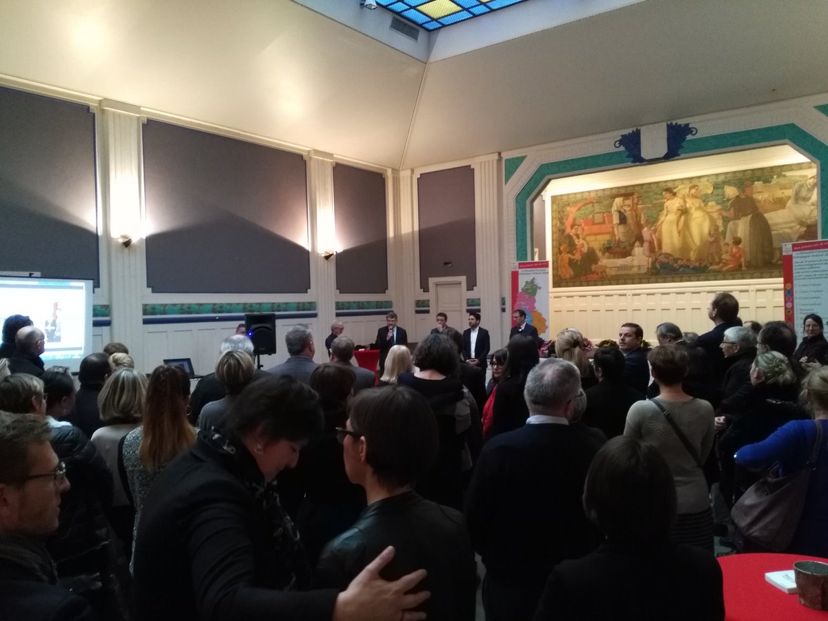 amagloire10's tweet image. Vœux de la @mutualite_fr #ChampagneArdenne #SSAM à #Reims moment privilégié d'échanges entres élu-e-s/collaborateurs/trices 
Cc @oblaud