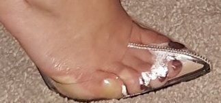 ArturNash's tweet photo. #SexyShoefie #seethrough #pointyheels #narrow #toebox #beautifultoes #sexytoes #squeezedtoes #steamy #sweatytoes #heelporn #footporn #footfetish @princeslushes https://t.co/3I7F6A9ojT