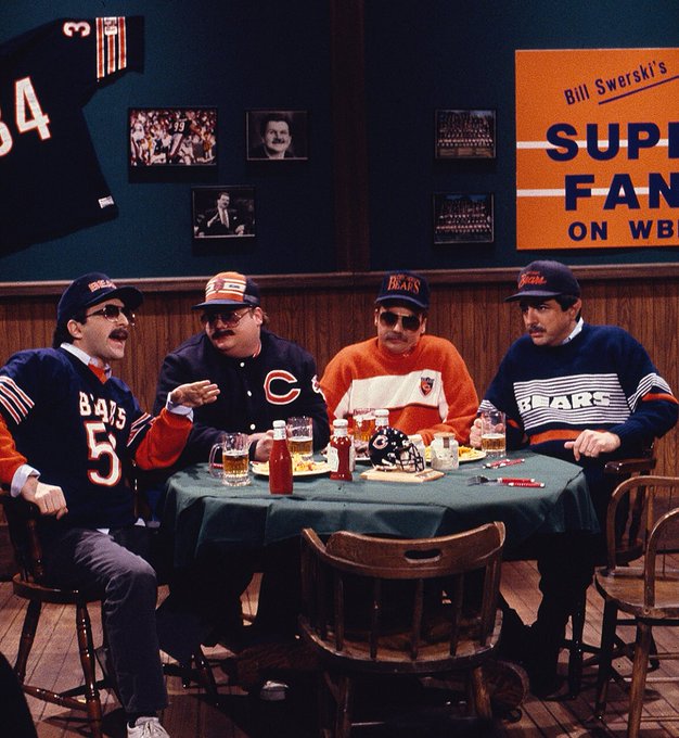 DT0nq-UVQAYDvTK?format=jpg&name=small