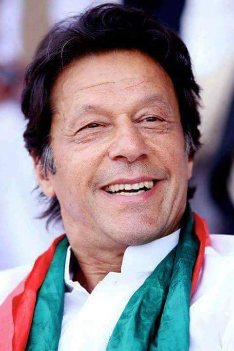 afridi_xyz's tweet photo. میرے ہاتھوں میں پلنے والے پرندے
سکھانے لگے اب مجھے پرواز کے طریقے۔۔۔
#ImranKhan #SupportIKToSavePak #iKON_Return #IkTigress #IKPressCon #PTI https://t.co/xnhtU6ZZAG