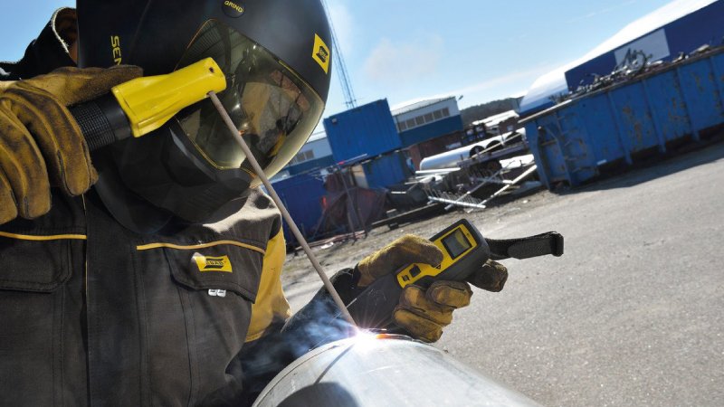 ¡Qué gran día para soldar en el exterior! Con las protecciones ESAB y la versatilidad de sus productos no habrá terreno que se te resista💥