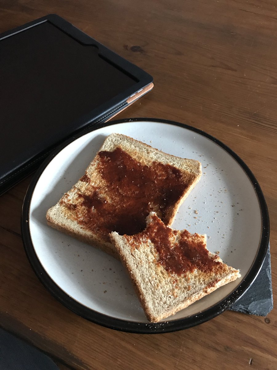 PhilWhyman's tweet photo. @marmite time! #definitelylike 🙂👍🏼 https://t.co/jkXb4jEiTi