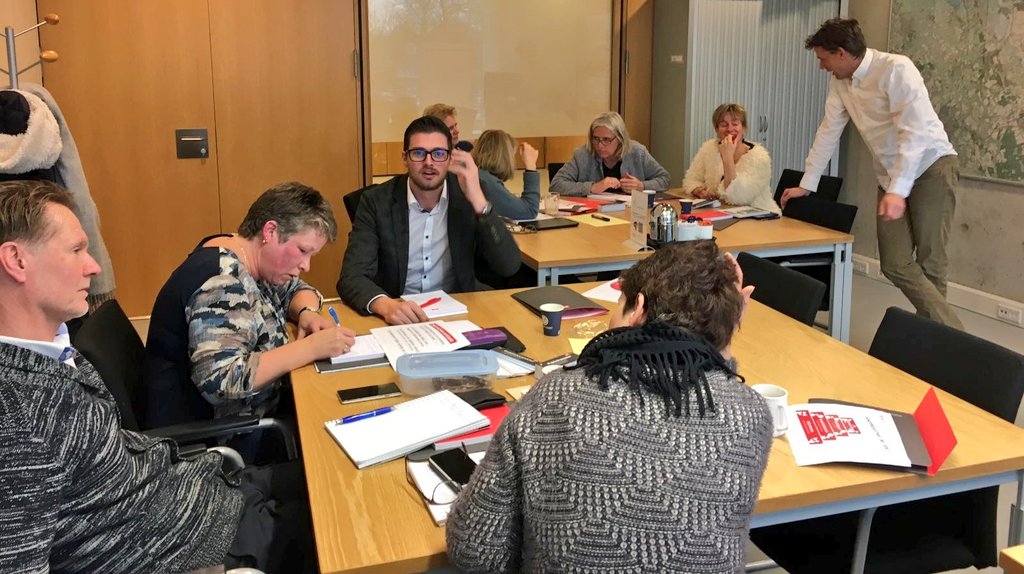 SIRcommunicatie's tweet image. In Tynaarlo wordt vandaag de workshop 'hoe voer je succesvol het #participatiegesprek?' gegeven. Gericht op het online platform ikpraatmee.nl