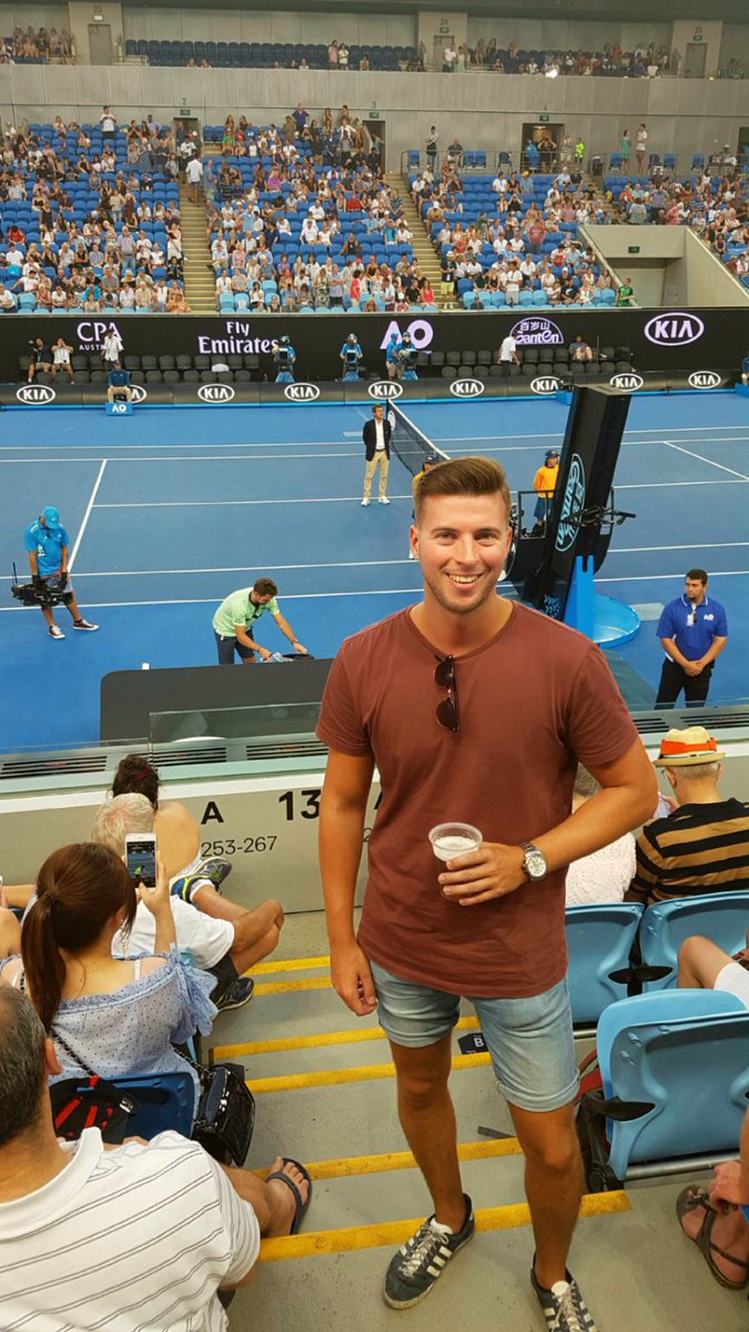 TomHagan3's tweet photo. Aussie Open 🎾 https://t.co/5jv8b2gKGv