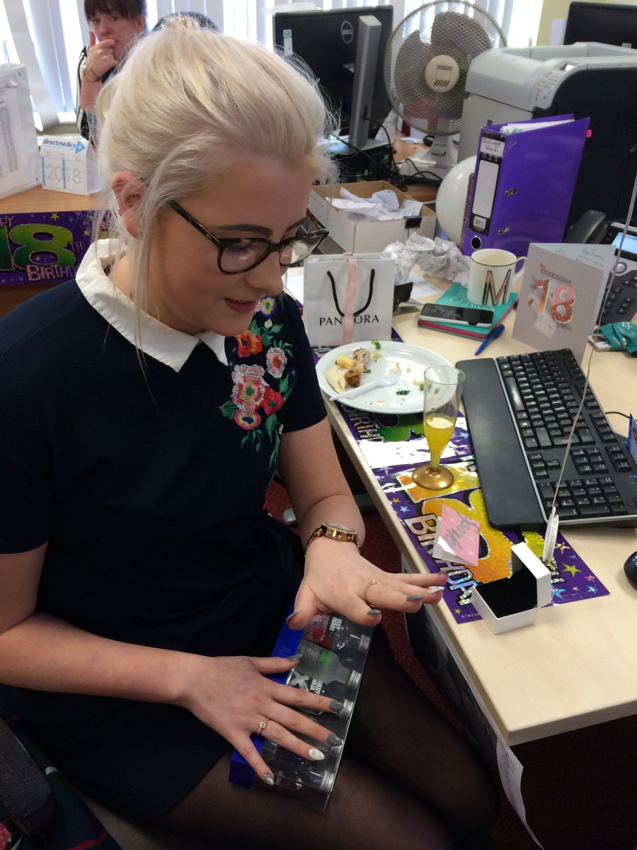 LynHadwin's tweet photo. Happy 18th Molly Workforce apprentice is 18 #growourown @AskSamiUHMBT @WorkforceODUHMB @moluhmb @cazswarbrick @katystretch @linzloo001 @gertienicphilib @davidbwilkinson @UHMBT https://t.co/rhBlTfcdlz