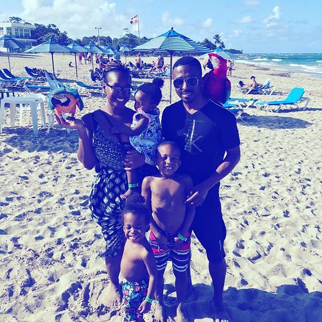 SnapBack_Co's tweet image. Are you living or just existing? Are there things you wanna do in life, but you feel like you can’t because “you have kids”? Are your kids your excuse for why YOU aren’t living YOUR dreams?
☀️☀️☀️
I’m gonna need you to make them your reason why y… ift.tt/2mM1waj