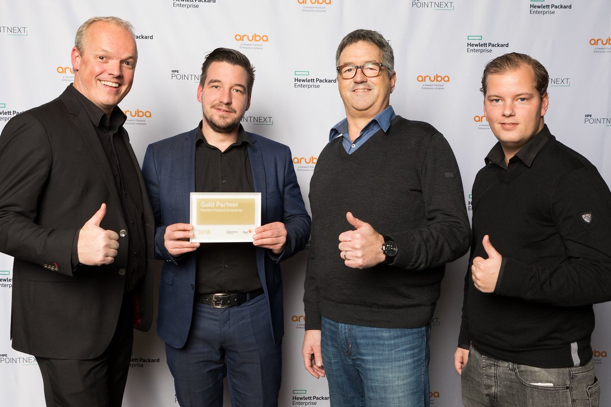 FourITSolutions's tweet image. Gold Partner @FourITSolutions was te gast bij het  @HPE Channel New Year Event! Na een mooie speech van Marco Lesmeister konden we toosten op een mooie samenwerking met @HPE  in 2017 en we hopen nog op vele jaren te mogen samenwerken.
