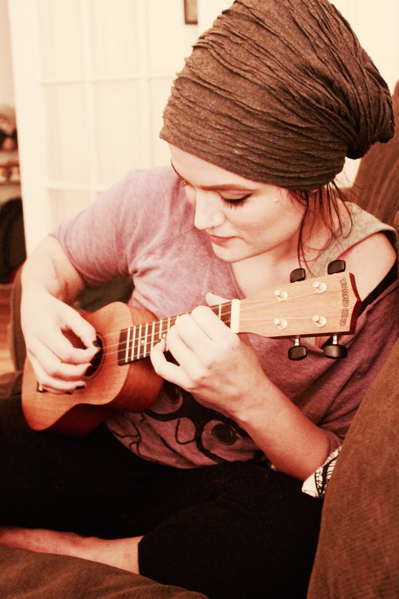 Littlebethell's tweet photo. Besides being a drummer, I also love to play the Ukulele. Music is a nice release sometimes. :) @bmcproperties #MyBMCFact #BMCProperties https://t.co/mYtYVdu23q