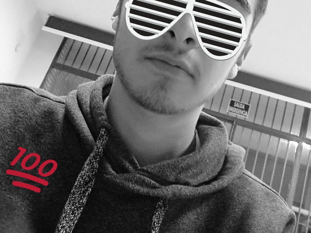 MPercusionista's tweet photo. Bueno!!! El último examen de este cuatrimestre,a ver cómo sale 😏 https://t.co/wmxMpcm8Jw
