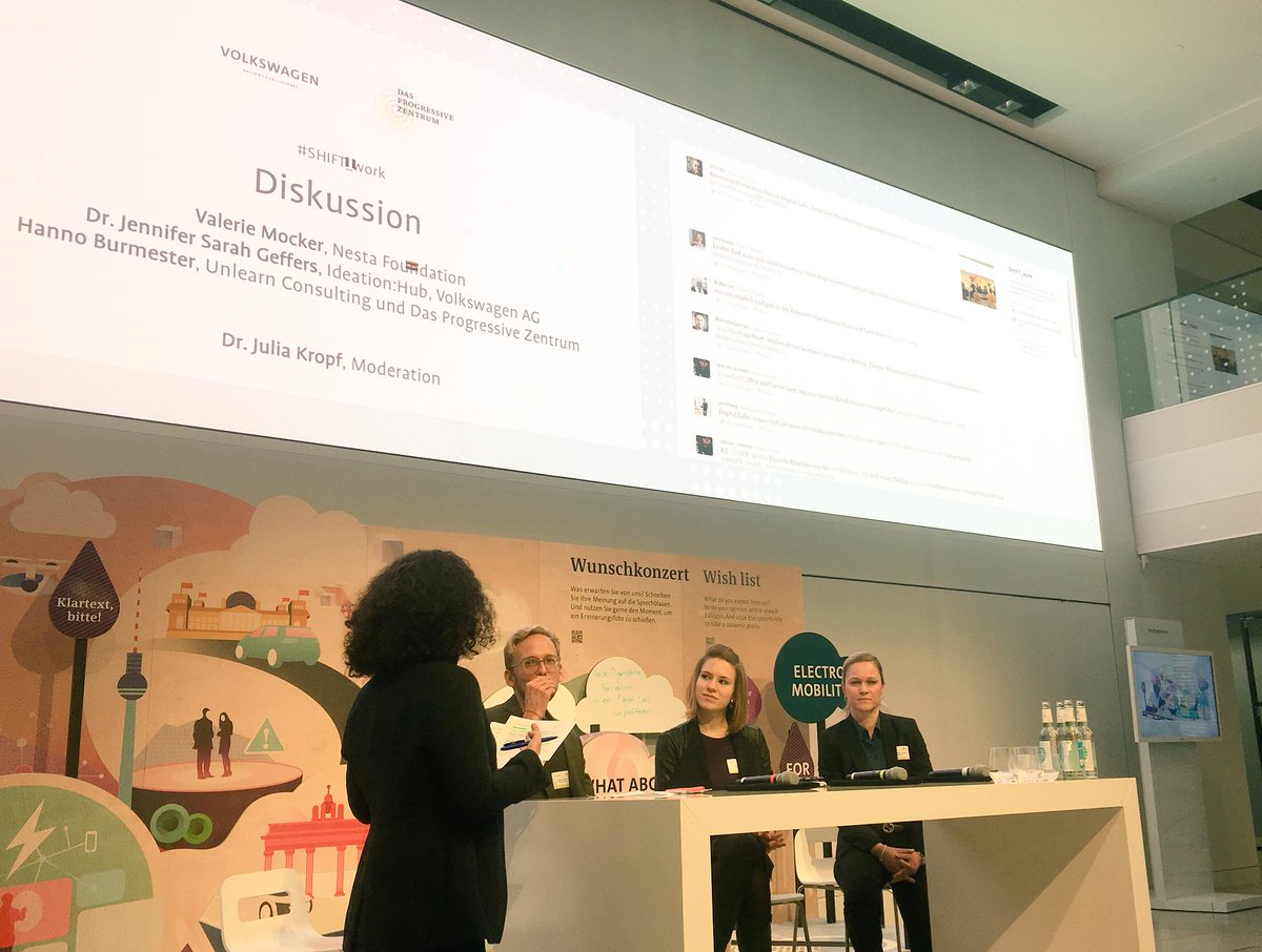 saelhoff's tweet photo. Von Pitchdecks und mentalen Modellen: Was ist dran an Digital Labs? #SHIFT_work mit @vkmocker (@nesta_uk), J. Geffers (@VWGroup_DE) und H. Burmester (Unlearn/@DPZ_Berlin) Wie immer top moderiert von @jcmkropf. #Digitalisierung https://t.co/mZmQBQoIMm