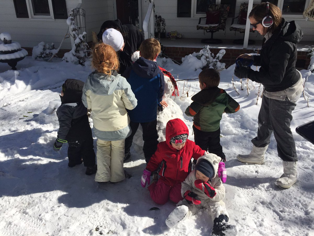dwwoodall's tweet photo. @PBCRaleigh great time to get out and build a snowman with different neighbors https://t.co/DgPIBG80zg