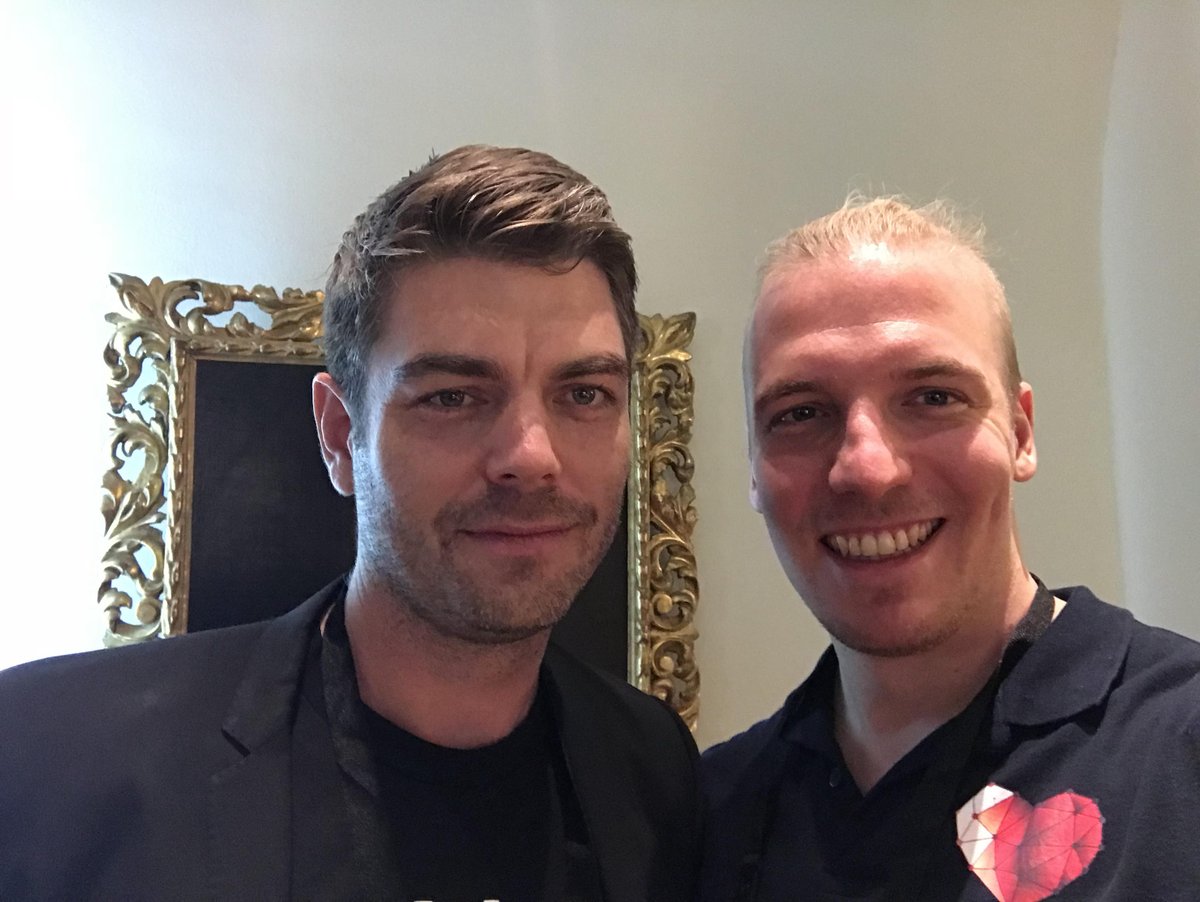 Was a pleasure to meet Kain Warwick, CEO of Havven Very clever way of doing  a stable coin. Looking forward to @havven_io. @kaiynne @CryptoFinanceCo  #StMoritz #CryptoWEF #CFC18 #Blockchain #CryptoFinance #Cryptocurrency  #CryptoWorld #CryptoAssets