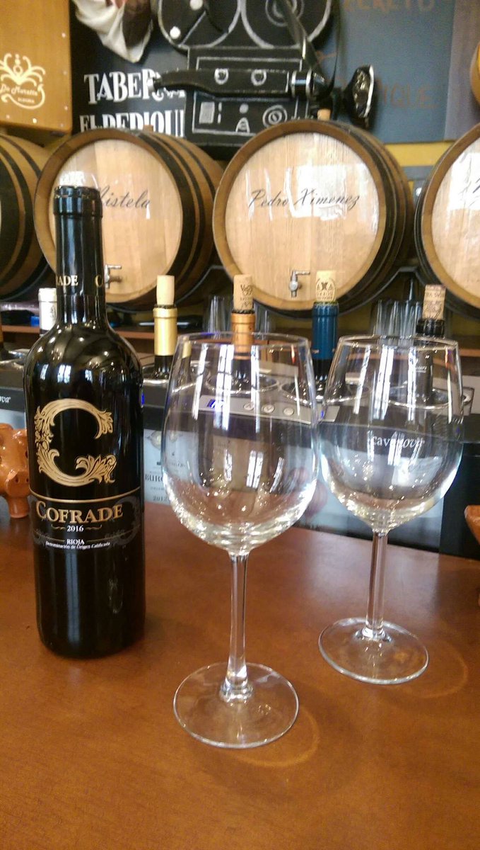 RepiqueTaberna's tweet photo. Con estos frios, por que no calentarse con una deliciosa Paella Mixta con botella de Rioja por 22e en lugar de 34e (min 2p), los esperamos! https://t.co/ggzhwgJpFY