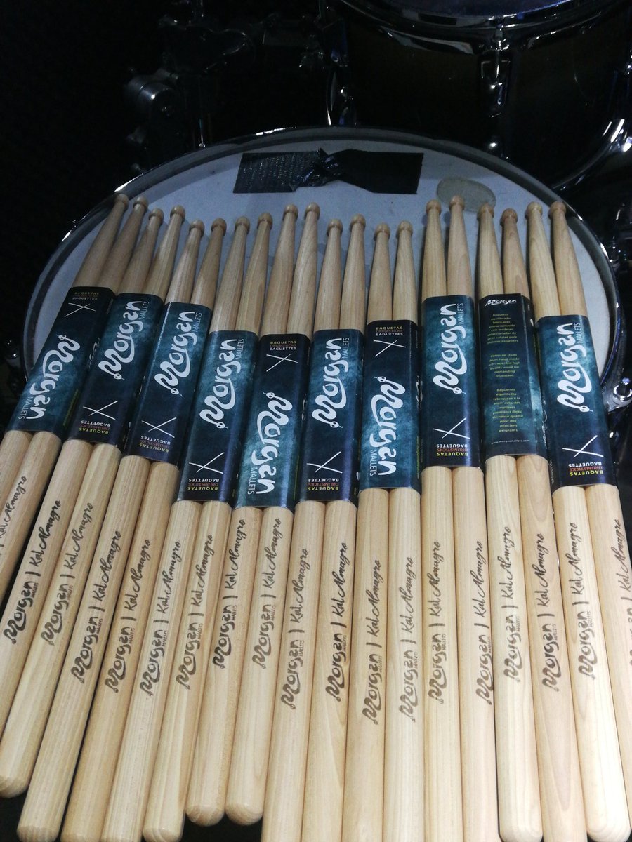 katalmagro's tweet photo. Uuh, ya llegaron mis baqueticaaaaas 💃💃💃💃 #morganmallets https://t.co/Doo65mBPlc