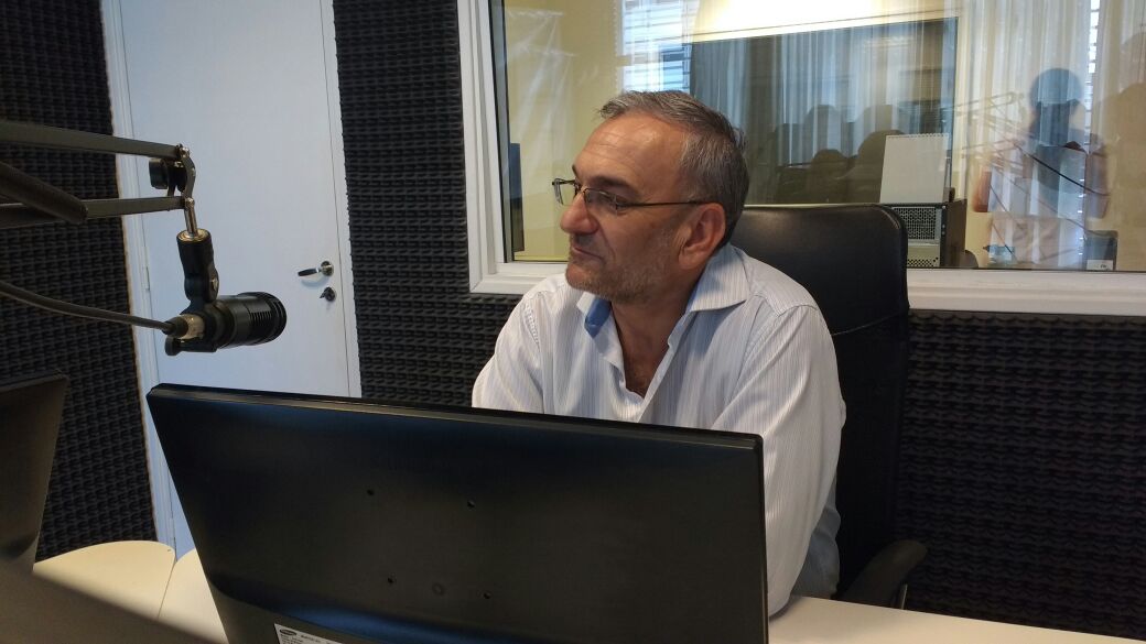 RadioRafaela's tweet photo. “Creo que empezamos un año con una temperatura alta en medidas políticas a nivel provincial como nacional. Es un año no electoral así que allí van a estar las principales medidas económicas. Vamos a necesitar muchísimo diálogo para pasar este difícil momento” @alcidescalvoOK https://t.co/LH6wiEMeaM