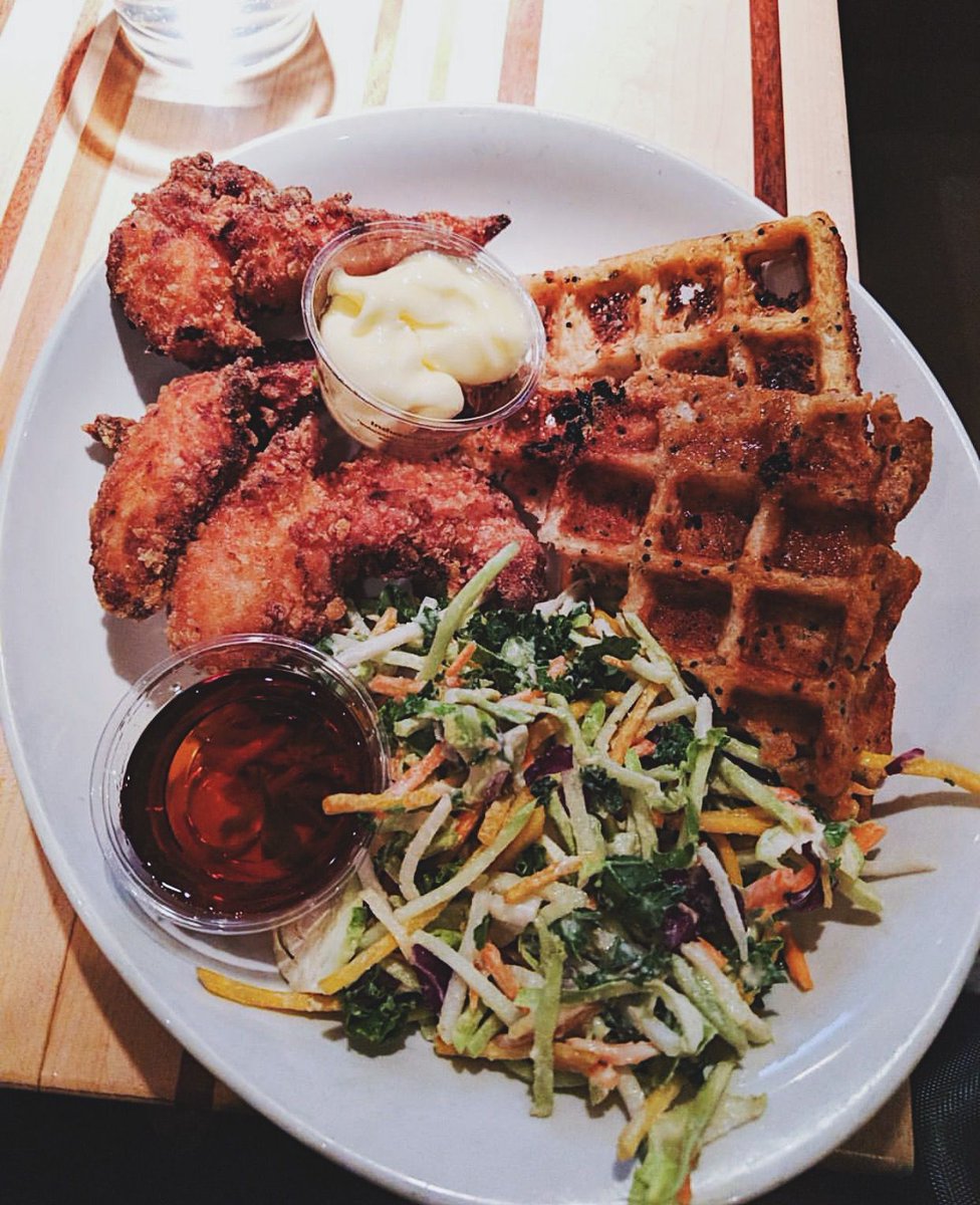 RootDownDEN's tweet photo. Make your layover worth it. #rootdowndia #regram @juztravels https://t.co/jr9fXu0M5R