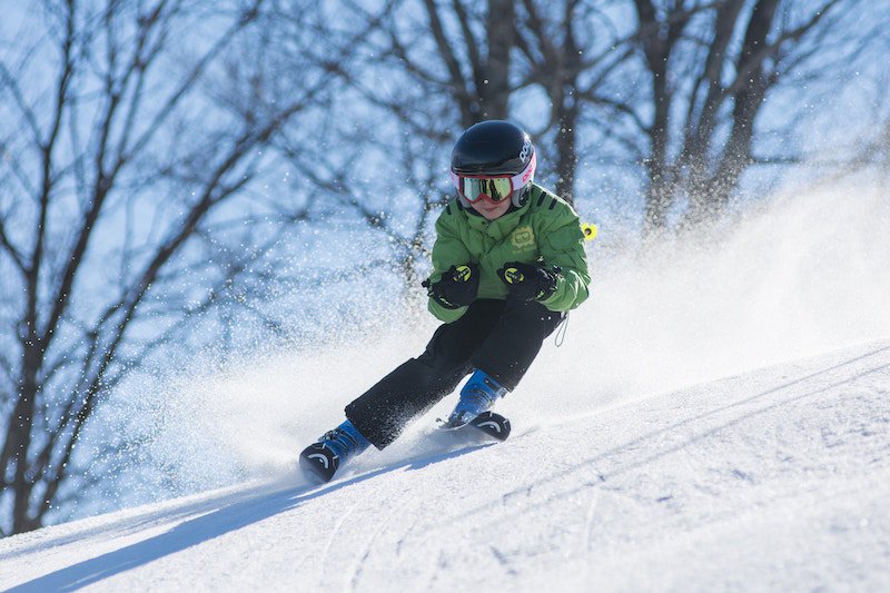surreyfoot's tweet photo. Don't let foot pain hold them back! We use clinical expertise and the latest equipment to ensure yours and your family's feet are as healthy as can be. https://t.co/bYCkxYmouP #SurreyFootService #Podiatry #Foothealth #Footcare #skiing https://t.co/uVczQHiABW