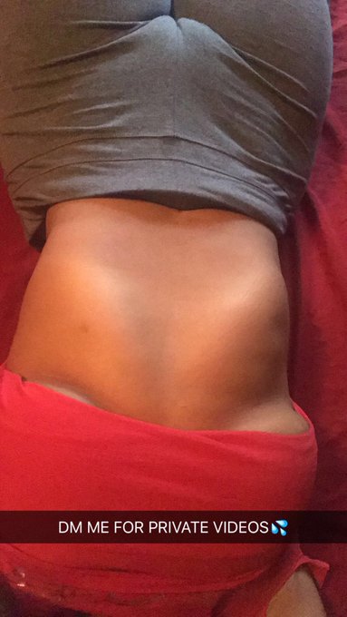 WHO WANNA SEE ME WITHOUT THE SHORTS AND SHIRT🤔🤔🤔🤔FOLLOW MY SNAPCHAT LANIPOP6 AND DM ME FOR PRIVATE VIDEOS