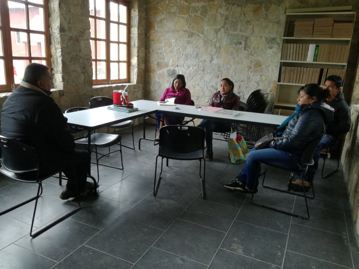 IEEASLP_rioverd's tweet photo. Reunión de #Planeación con responsable de #PAEPI y #PEA en el municipio de #SantaCatarina
#SegimosAprendiendo 💯 https://t.co/SHkOzrs22E