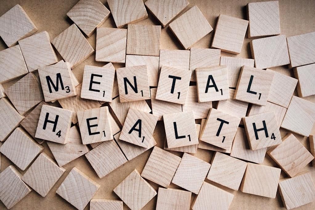ADA_Compliance1's tweet photo. Dementia vs. Mental Illness in the #Elderly https://t.co/ljQxuD6uPq #eldercare https://t.co/GyWupVuemH