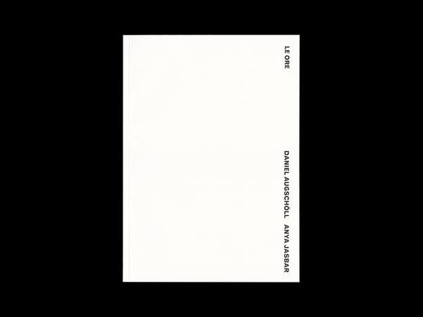ahornbooks's tweet photo. Daniel Augschoell - Le Ore https://t.co/siELHLxcaJ - #ahornbooks #osservatoriofotografico #leore #danielaugschoell #photobook #phototext https://t.co/Pext7CXwIv