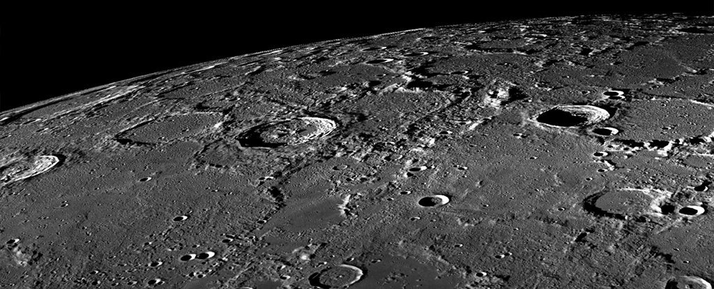 Scientists Think They've Discovered Lava Tubes Leading to The Moon's Polar Ice buff.ly/2D8g5Mz