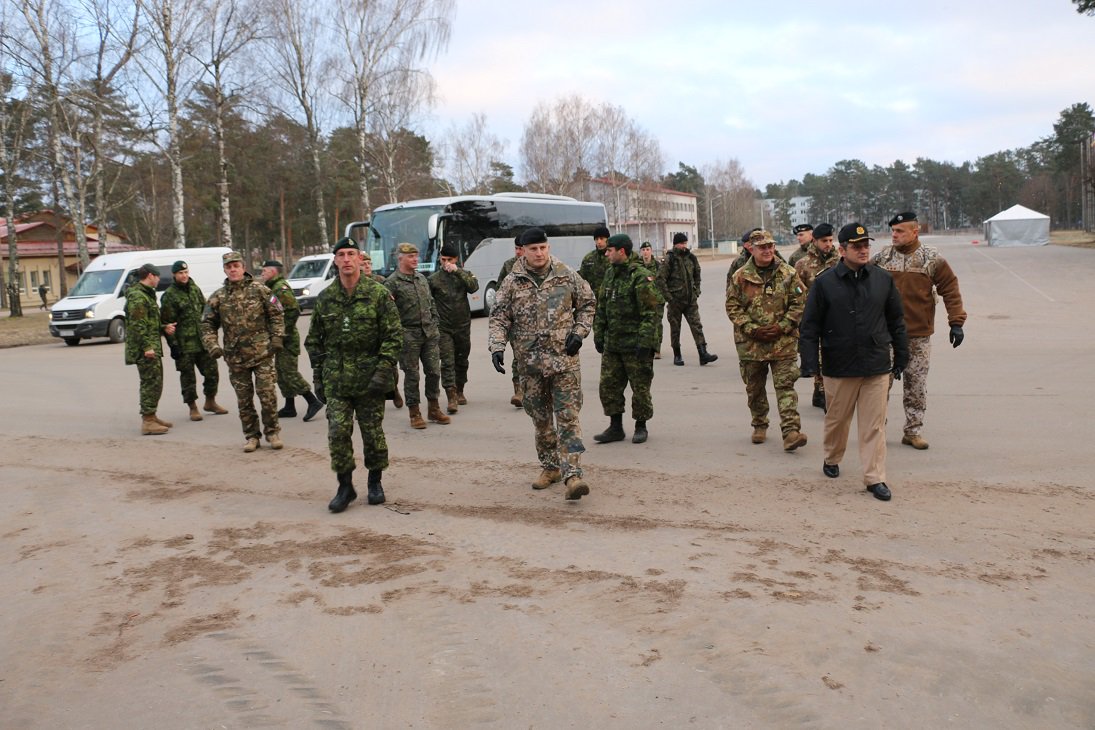 Poland_MOD's tweet photo. Change of Command of the enhanced Forward Presence Battlegroup (eFP BG) at Camp Adazi, Latvia #eFP #WeAreNATO #eFPLatvia #NATO #PMCLatvia #StrongEurope #TogetherSafe https://t.co/z29cuzBBms