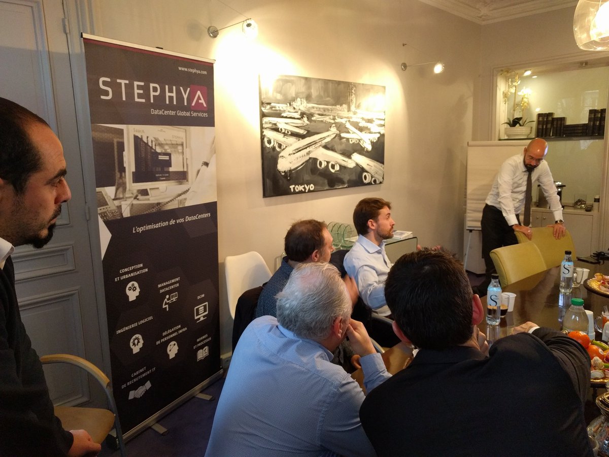 STEPHYA_Concept's tweet photo. Prévu pour durer 1h30 le 1er #DATAKAWA by @STEPHYA sur la #RGPD chez @StaubAssocies a duré 3h. Sujet dense et interactivité pour être prêt le 28 Mai. Et un outil: @PrivacyonTrack Merci à nos participants ! https://t.co/2ZQd1ht3m1